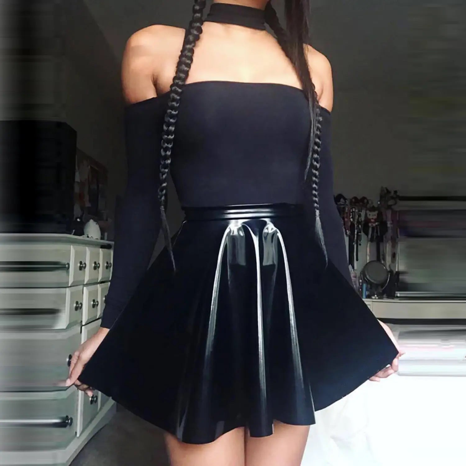 High-waisted Leather Shiny Pleated Skirt Mini