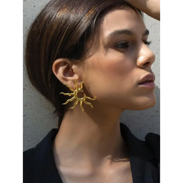 Geometric Sun Shape Stud Earrings - Golden / F